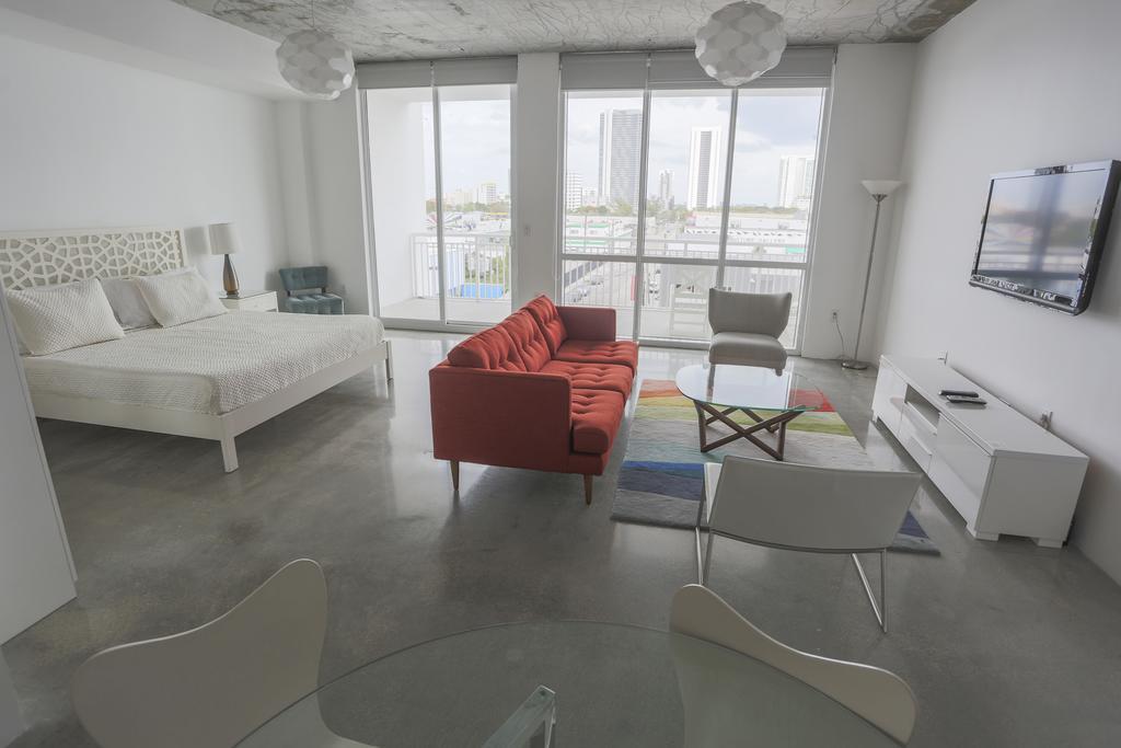 Real Living Apartment