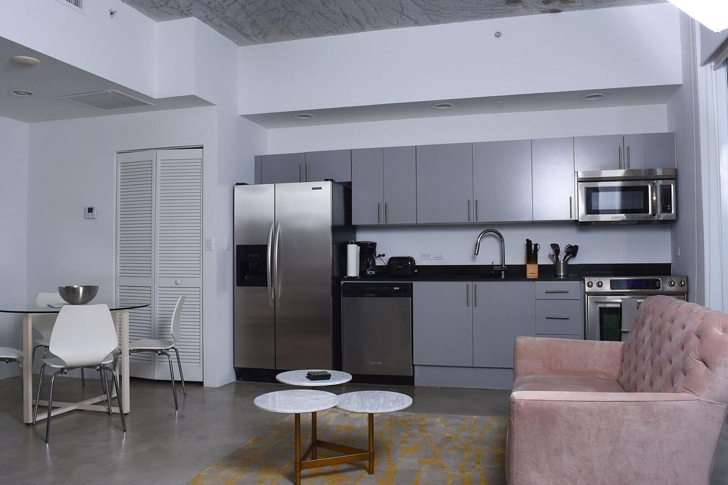 Apartment Real Living Miami