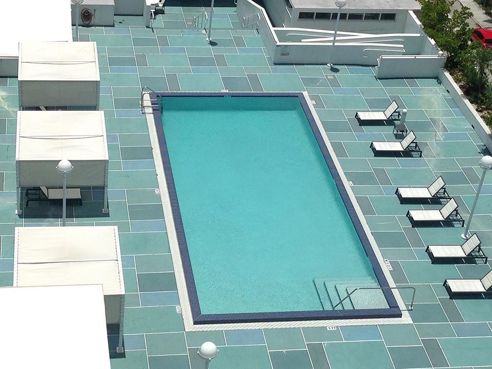 Real Living Apartment Miami