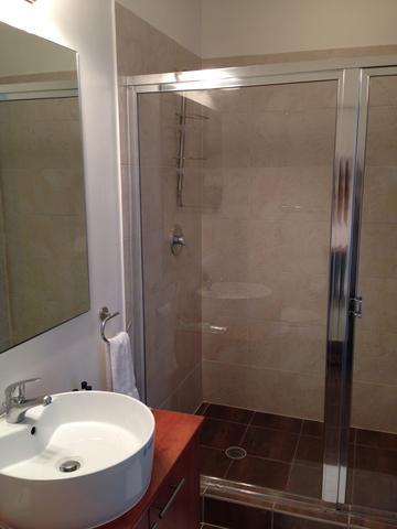 Real Living Apartment *
