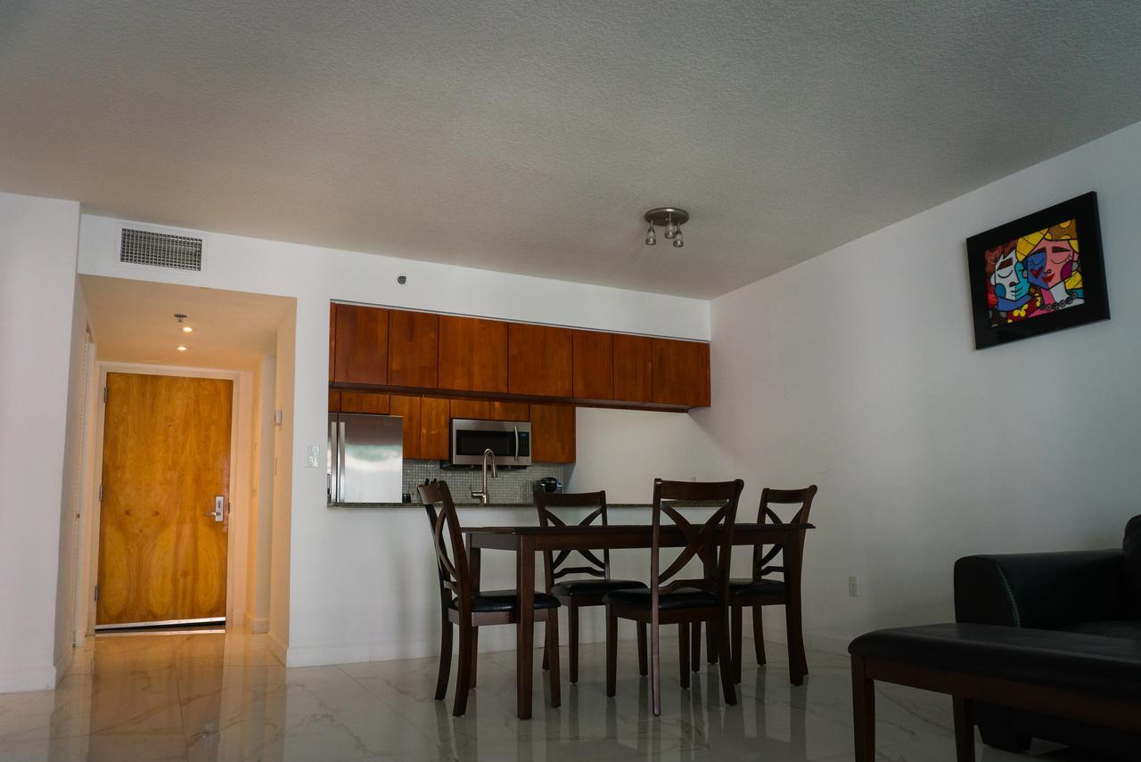 Apartment Brickell Bay Boardwalk - Waterfront Luxury *