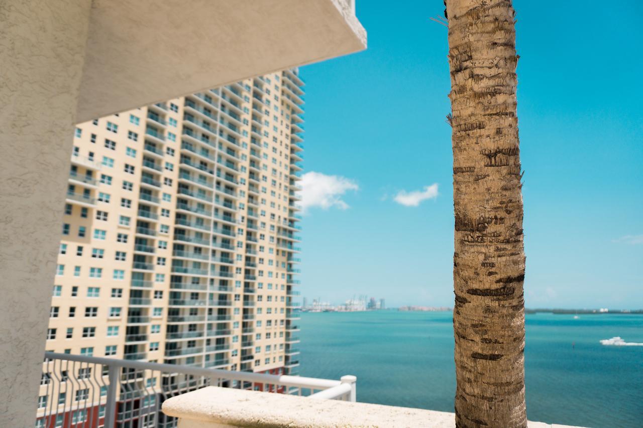 Brickell Bay Boardwalk - Waterfront Luxury Apartment Miami