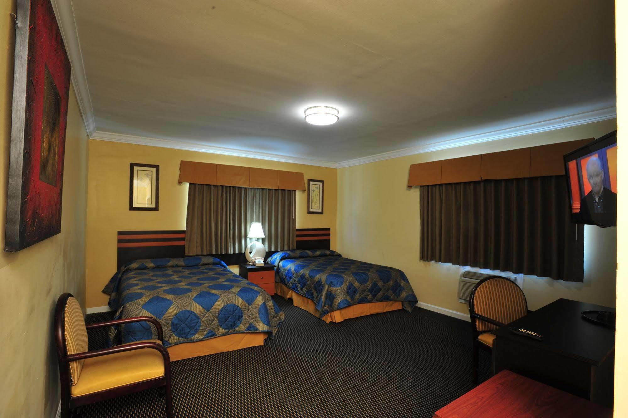King - Motel 2*