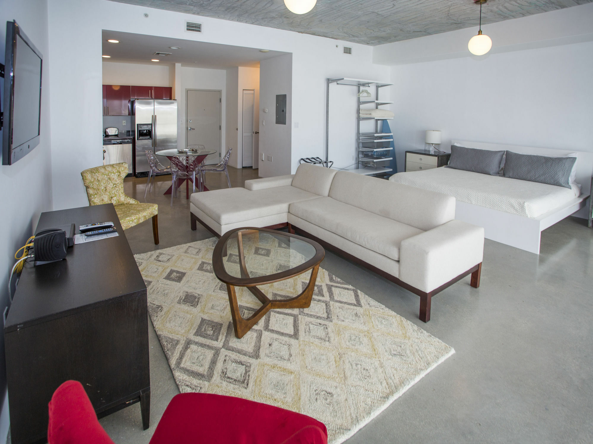 Real Living Apartment