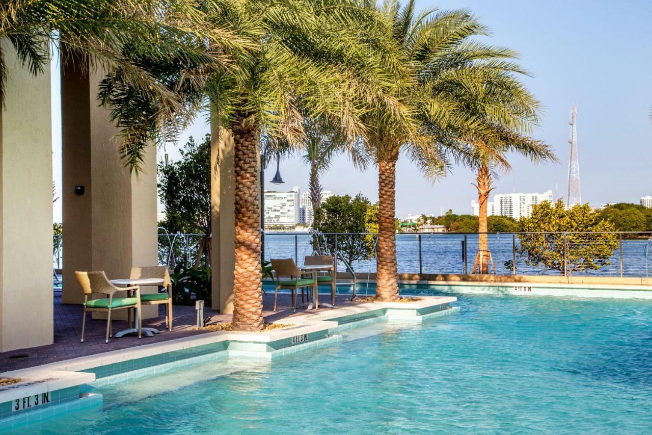 Mare Azur Luxury By Grand Bay Apartment