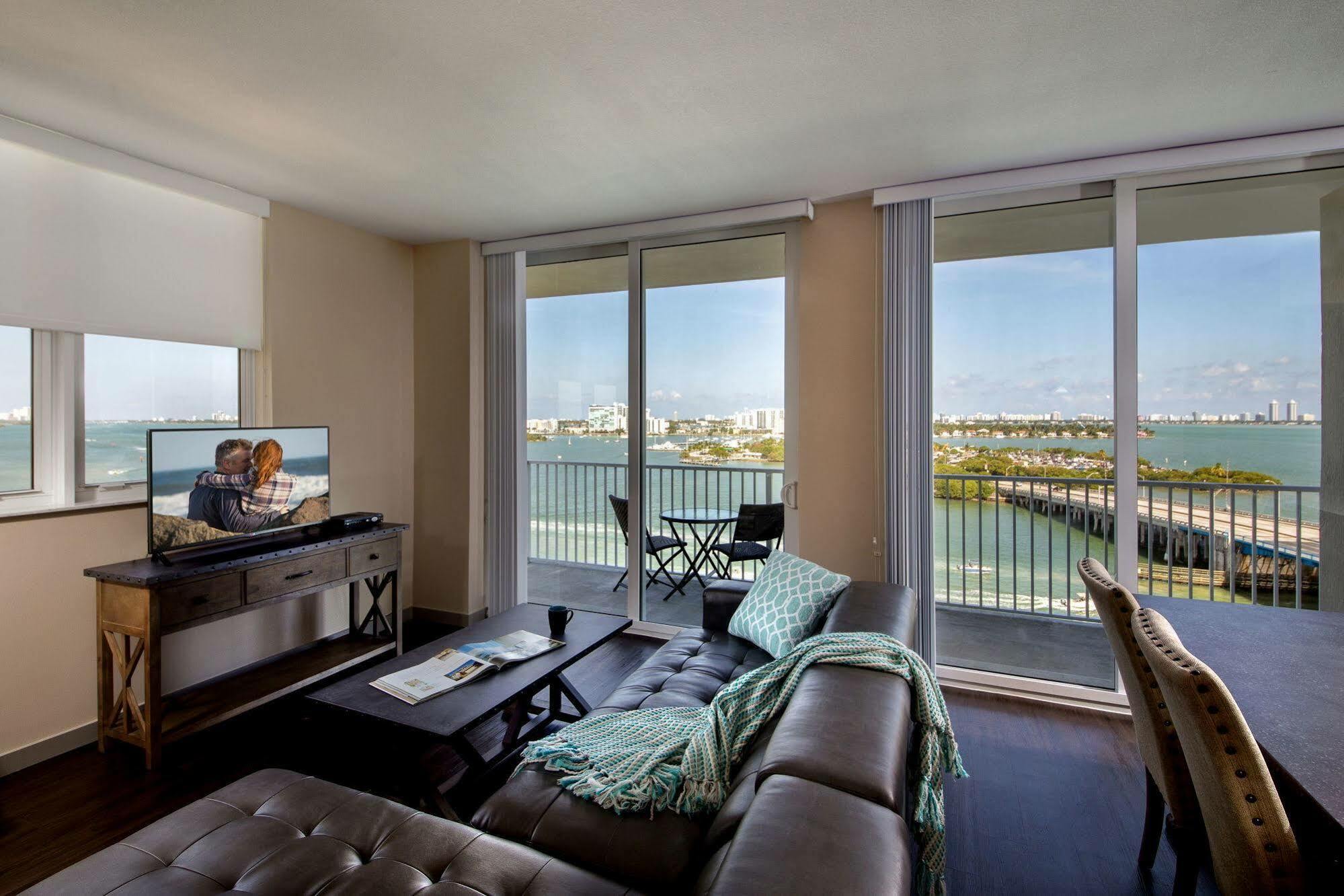 Mare Azur Luxury By Grand Bay Apartment