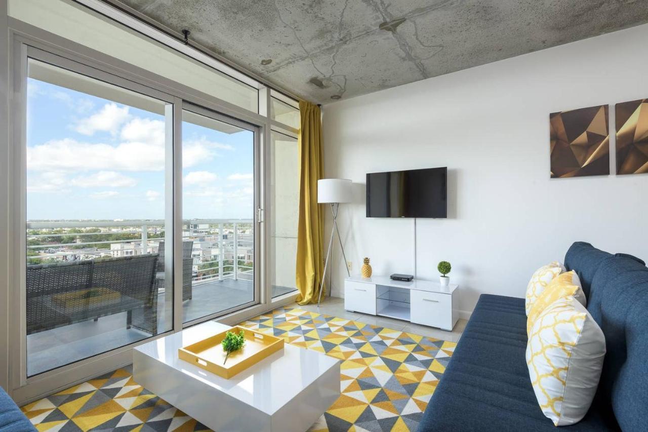 Modern 1 Bedroom Midtown With Free Parking Appartement *