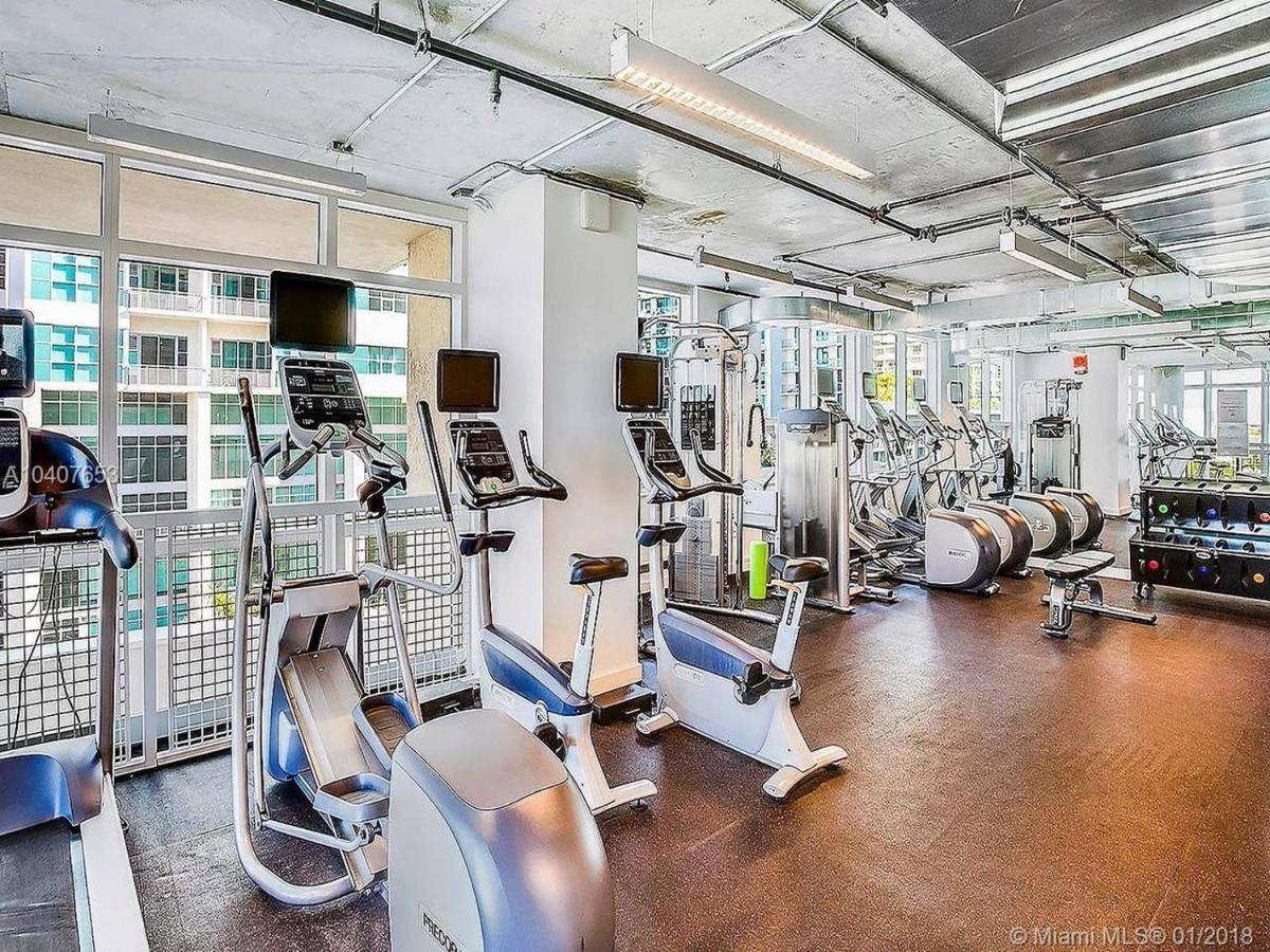 Appartement Modern 1 Bedroom Midtown With Free Parking *