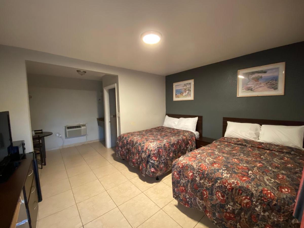 Budget Hotel *
