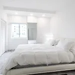 Free Parking-Gorgeous 2 Bedroom Unit-Location