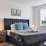 Awesome 3Br Townhouse 15Minutes From The Beach