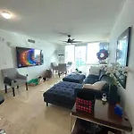 Comfortable Room In The Brickell City Center Area