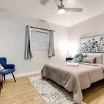 Spacious 2 Bedroom Near Miami Airport Virg 5