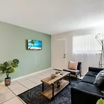 Stylish 2Br Escape In Miami Close To Downtow