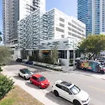 Miami Two Bedroom Apartment - Heart Of Wynwood & Edgewater - Private Parking Spot