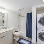 Spectacular Apartment In Heart Of Brickell