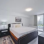 Spectacular Apartment In Heart Of Brickell