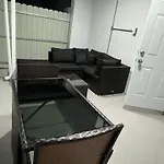 Modern Apartment Near Wynwood!