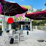 Atrium Hostel Design District