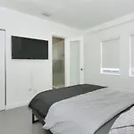 Wynwood House With Pool, Hotub And Parking
