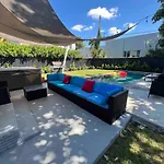 Wynwood House With Pool, Hotub And Parking
