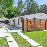 Cozy Miami Getaway Heated Pool & Sun Loungers