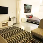 El Portal Apartments