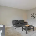 Modern 2BR Apartment in Midtown-Wynwood