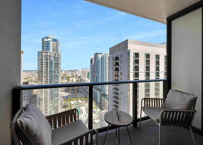Chic One Bedroom In The Heart Of Vibrant Downtown- Daily Resort Fee And Parking Not Included