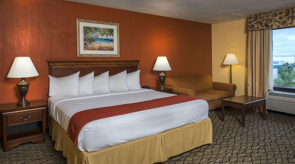Airport Hotel