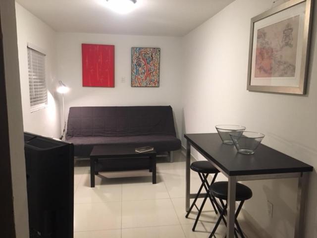 Apartment Close To Everything