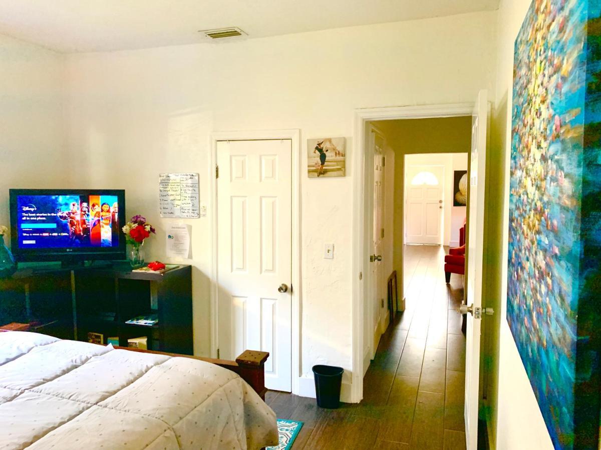 Privatunterkunft Deons Airbnb Miami