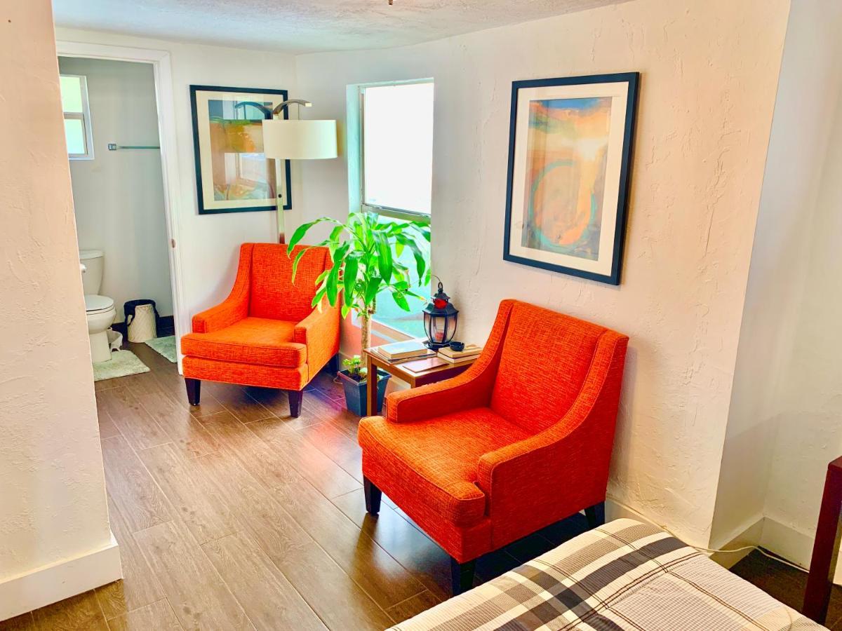 Privatunterkunft Deons Airbnb *