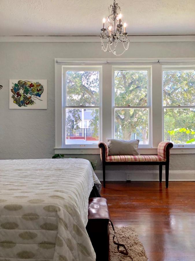 Comfy And Spacious With Free Parking Homestay *