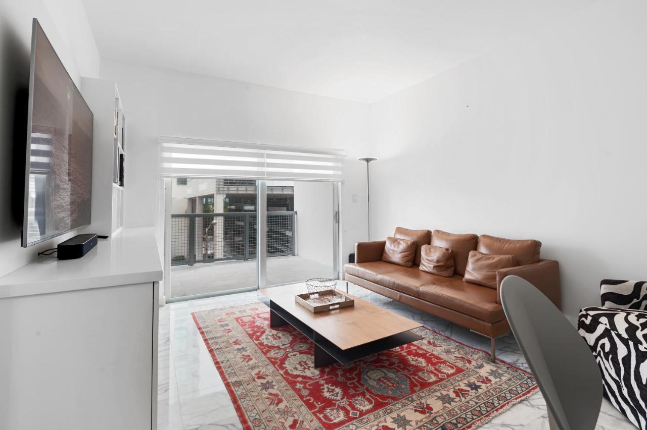 Appartement Free Parking-gorgeous 2 Bedroom Unit-location
