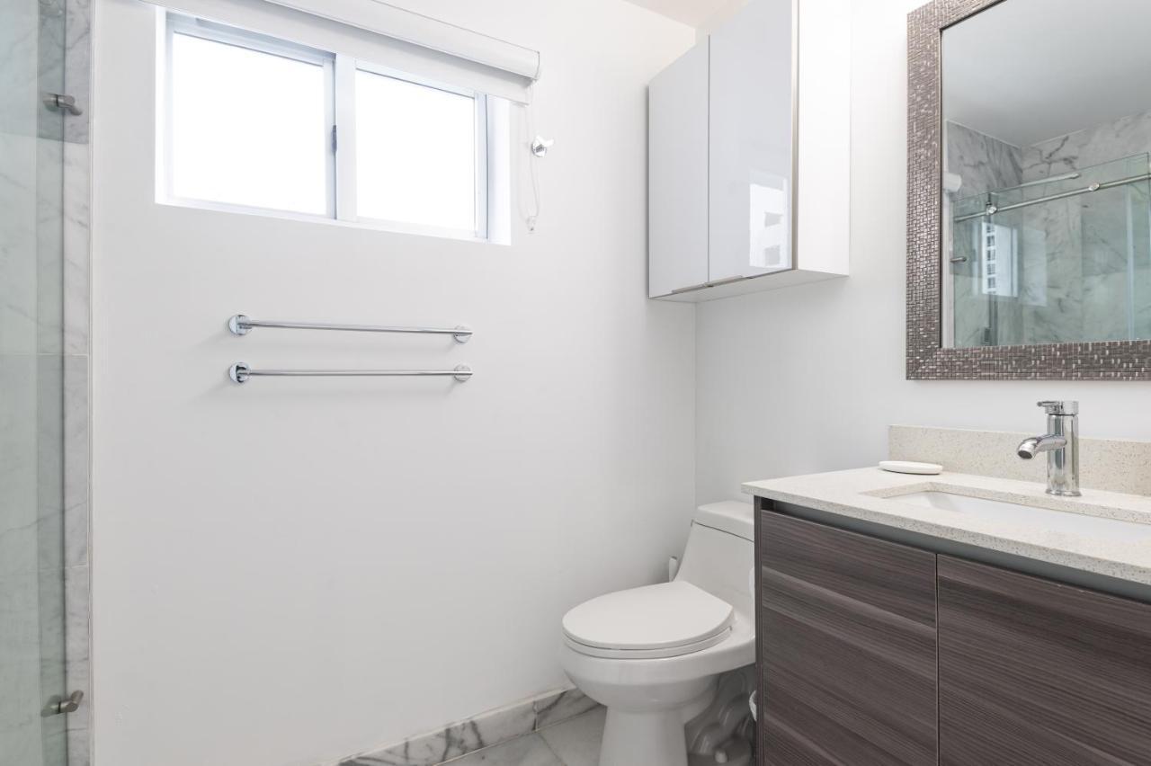 Appartement Free Parking-gorgeous 2 Bedroom Unit-location