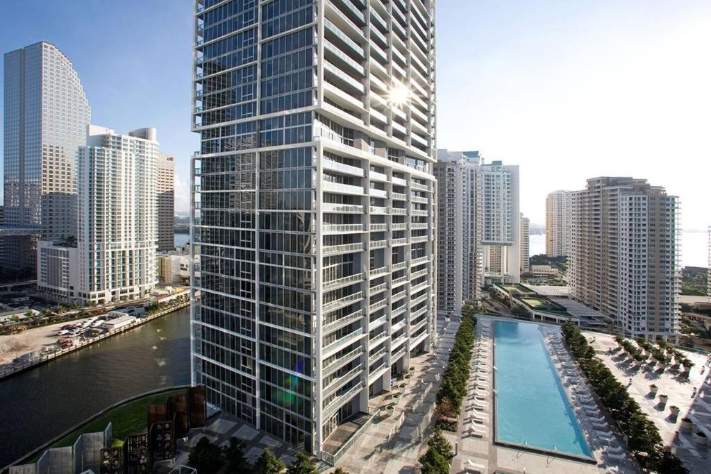 Waterfront Spacious Luxury 1 Bedroom Iconbrickell *