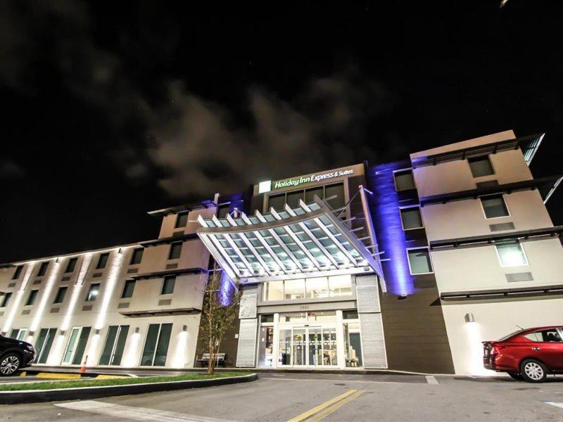 Express & Airport East By Ihg Miami
