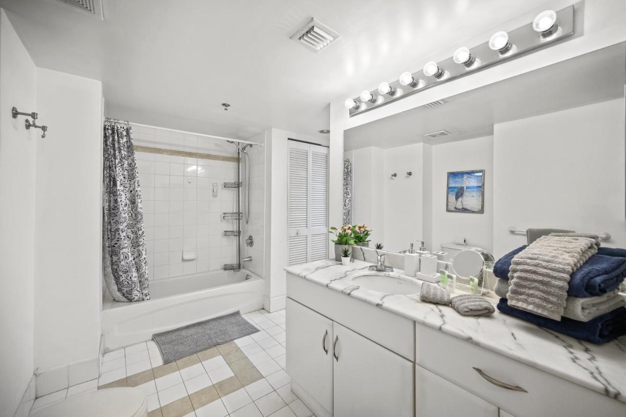 Aparthotel Luxurious 1br High Rise Brickell-free Parking Miami