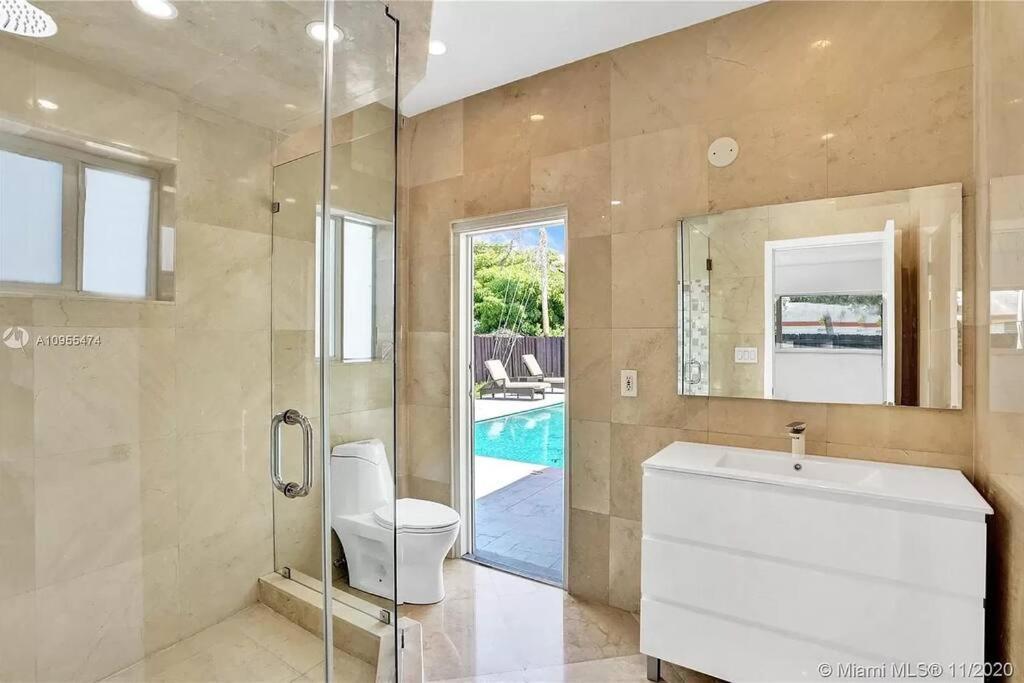 Pool Ferienhaus Miami