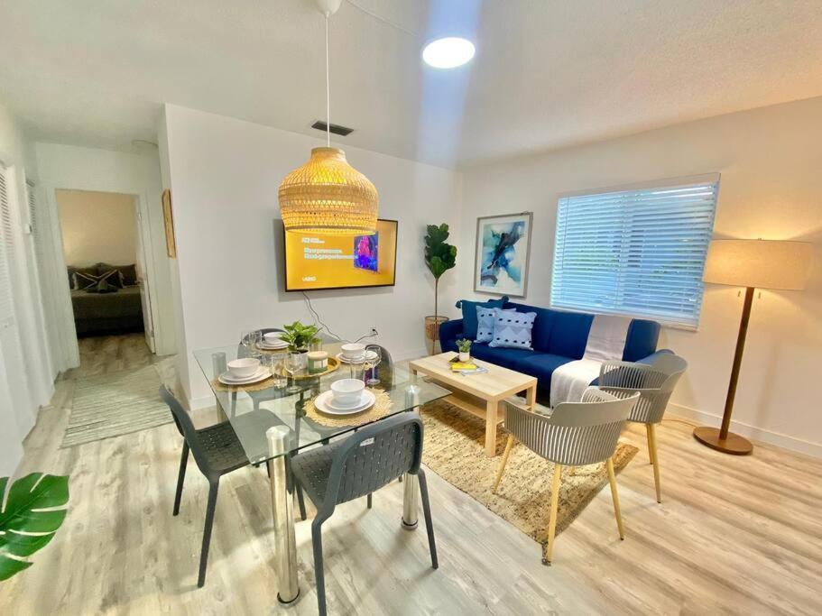 Beautiful & Relax Family House 2/1- Free Parking Vakantiehuis Miami
