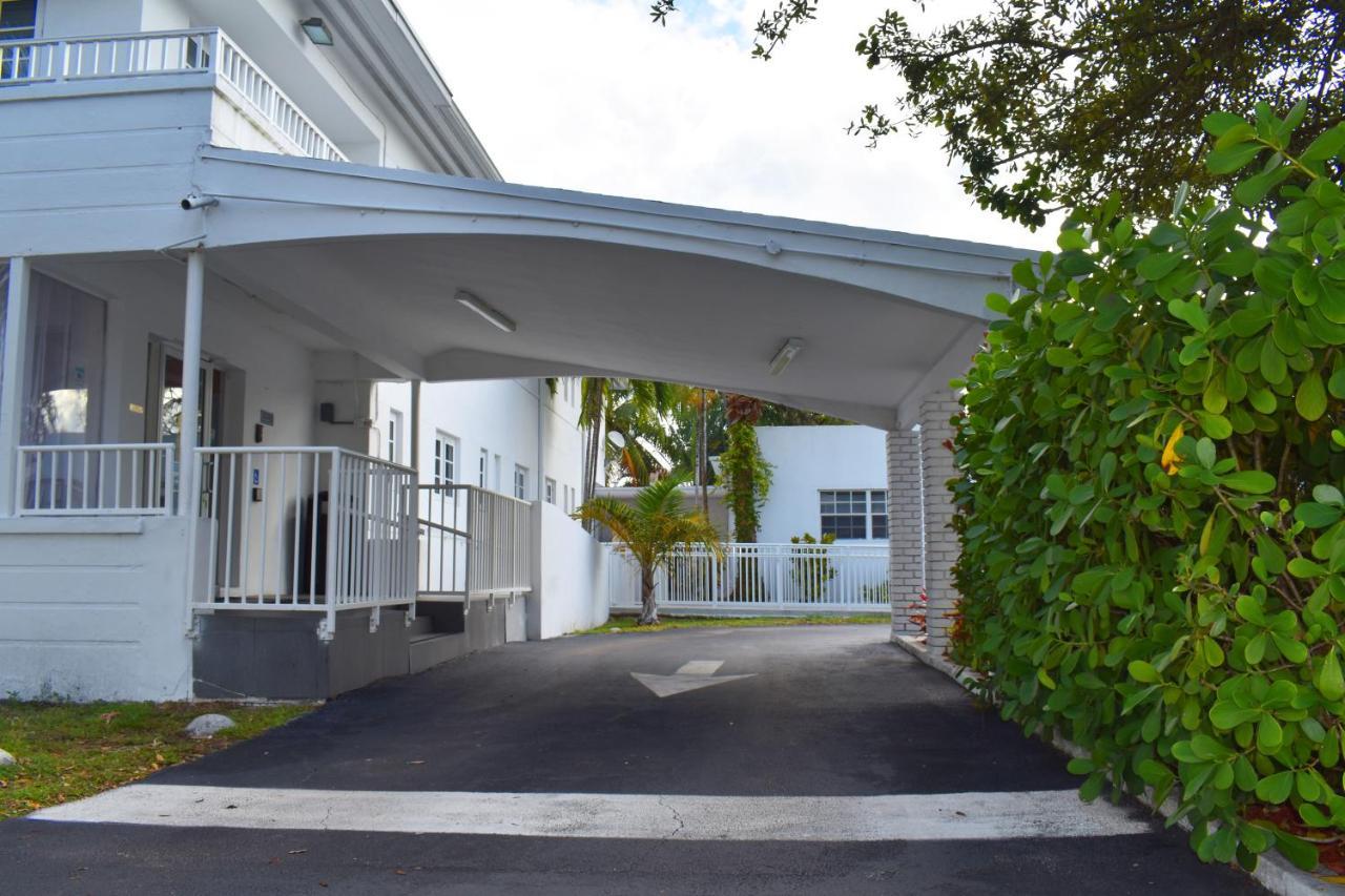 Travelodge By Wyndham Biscayne Bay Hotel