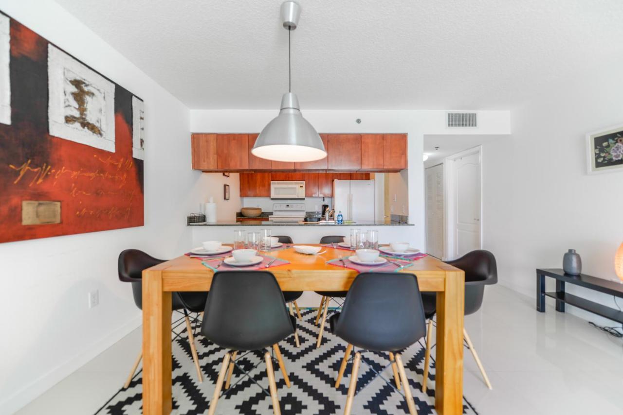 Apartment Spectacular In Heart Of Brickell *