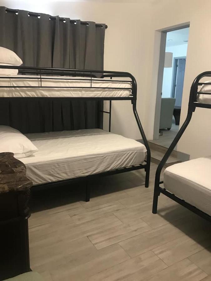 Bekahouse With Parking, Backyard And Laundry Homestay