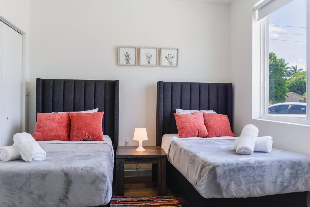 Awesome 3br Townhouse 15minutes From The * Miami