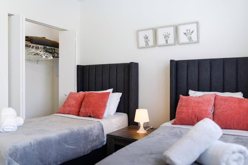 Appartement Awesome 3br Townhouse 15minutes From The *