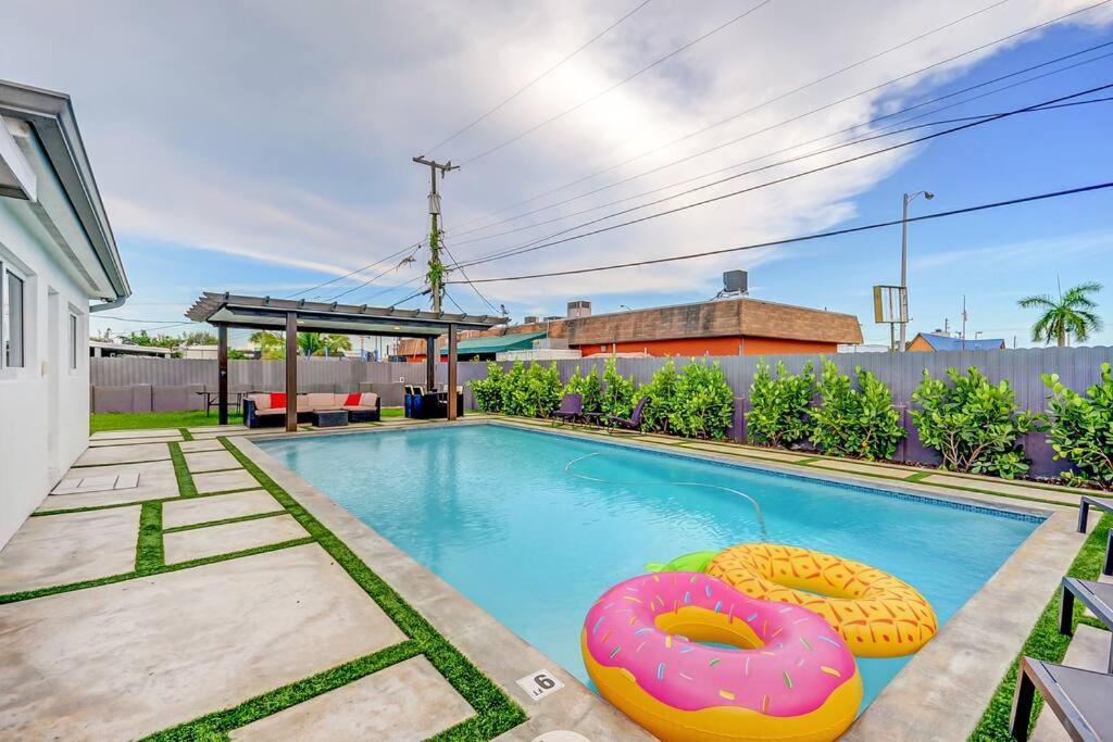 Cozy Paradise, With Heated Pool, Near Airport In L16 Ferienhaus Miami