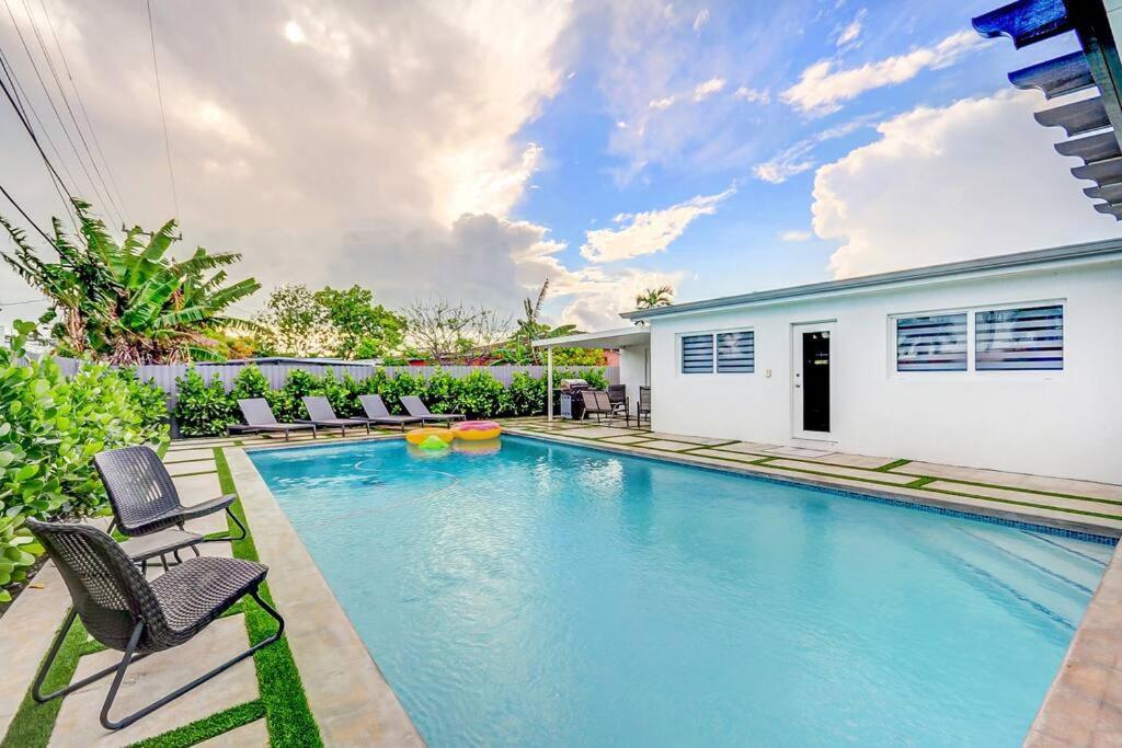 Cozy Paradise, With Heated Pool, Near Airport In L16 Miami