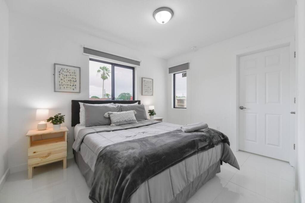 Brand New Duplex 3 Bedroom 2,5 Bathrooms With Parking Holiday home *