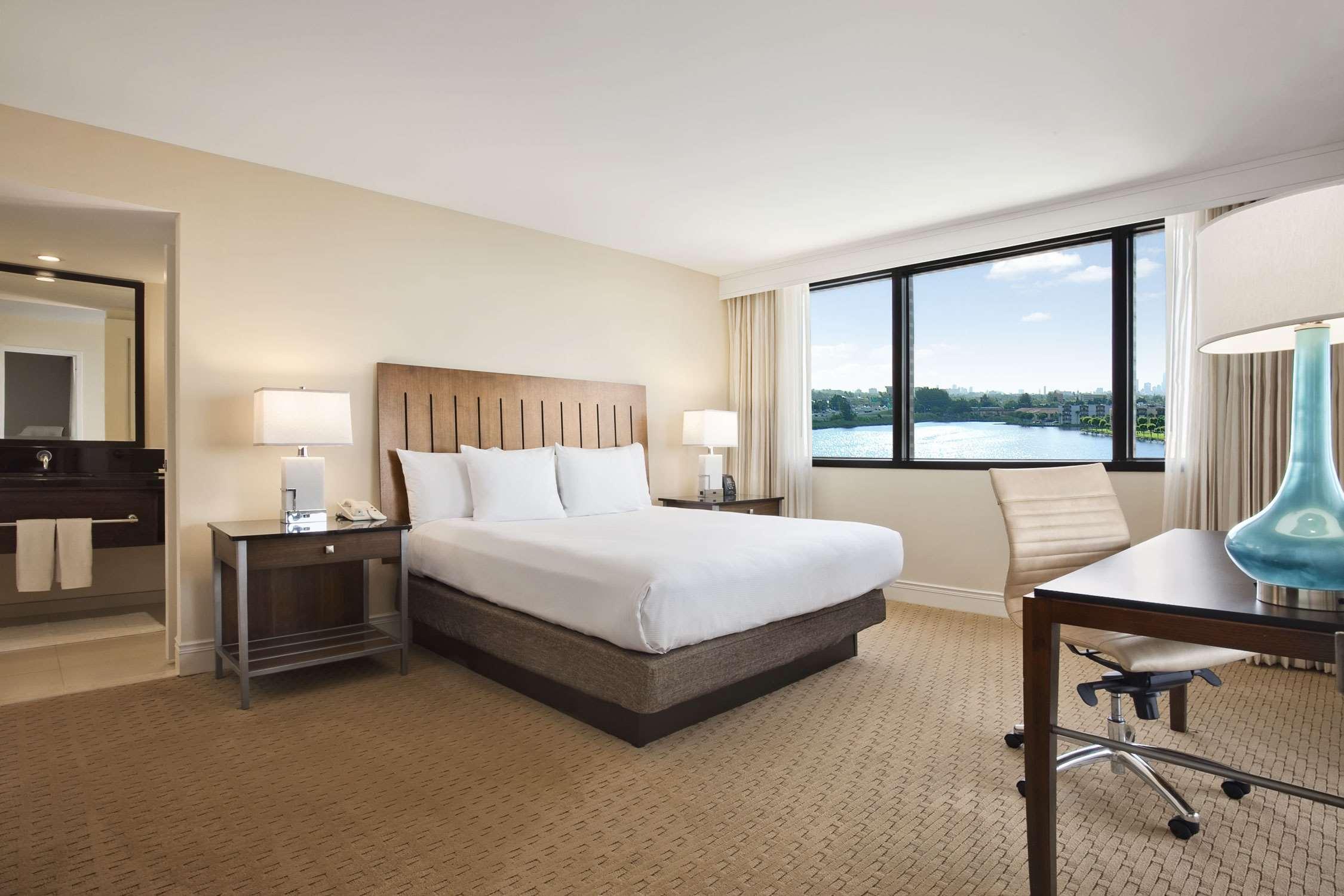 Hotel Hilton Airport Blue Lagoon